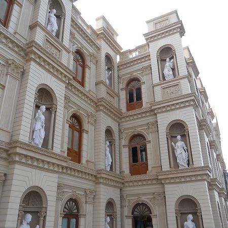 Hotel Prayag Aristro Club Kalkutta Exterior foto