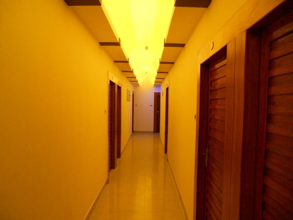 Hotel Prayag Aristro Club Kalkutta Exterior foto