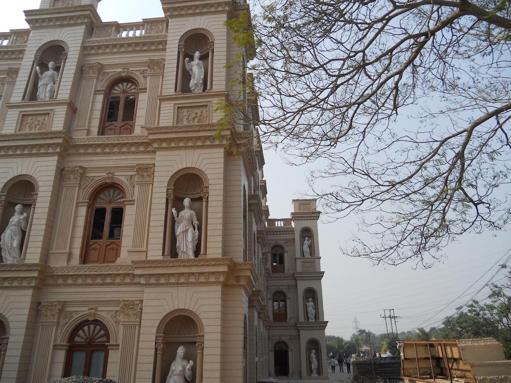 Hotel Prayag Aristro Club Kalkutta Exterior foto